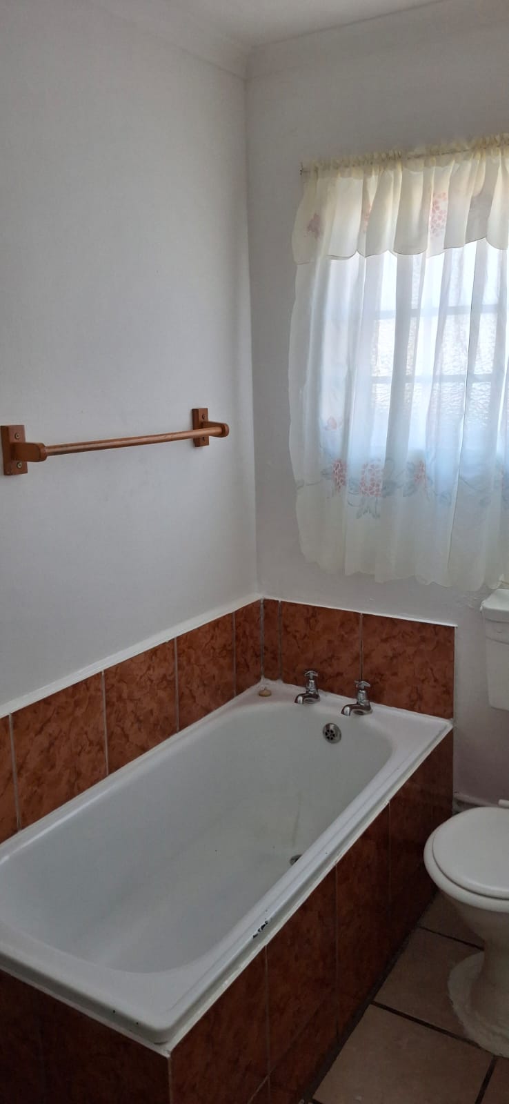 To Let 2 Bedroom Property for Rent in Rocklands Western Cape